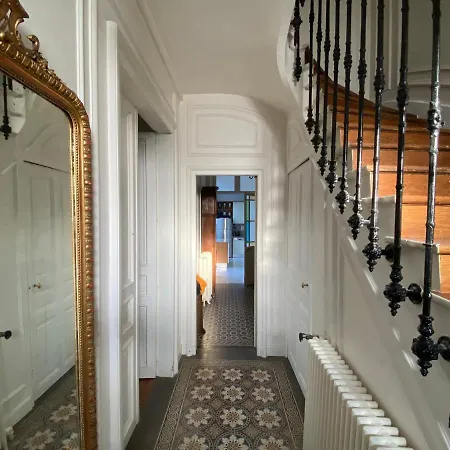 Villa Aux Deux D *